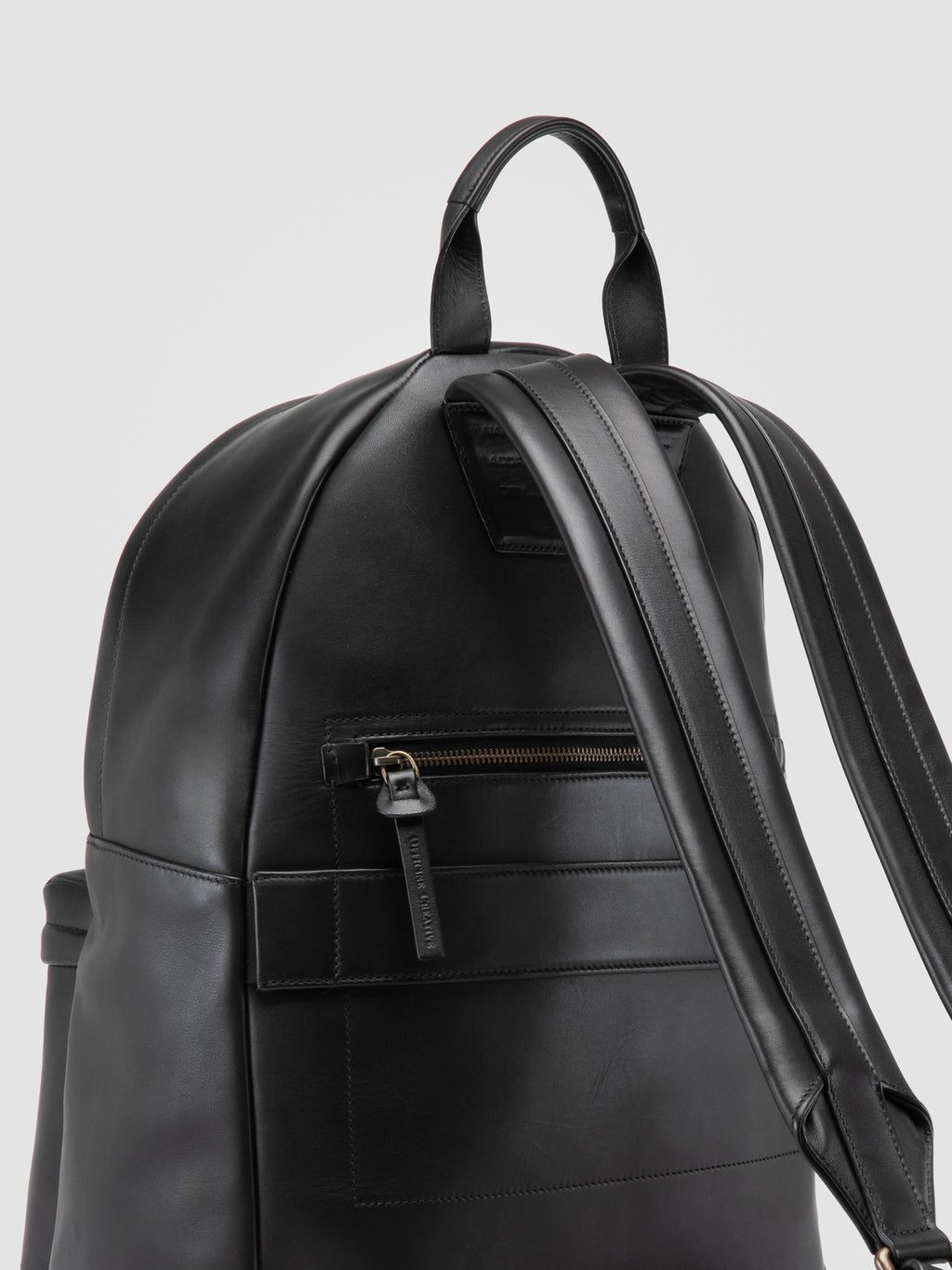 OC PACK 001 - Black Leather Backpack - 5