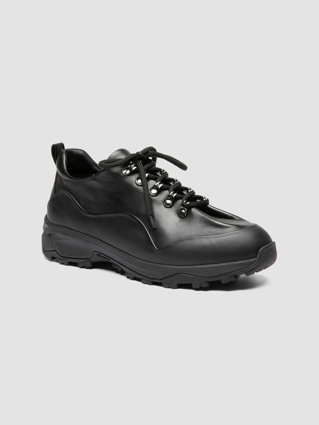 ITINERE 001 - Black Leather Low Top Sneakers - image 3,side view
