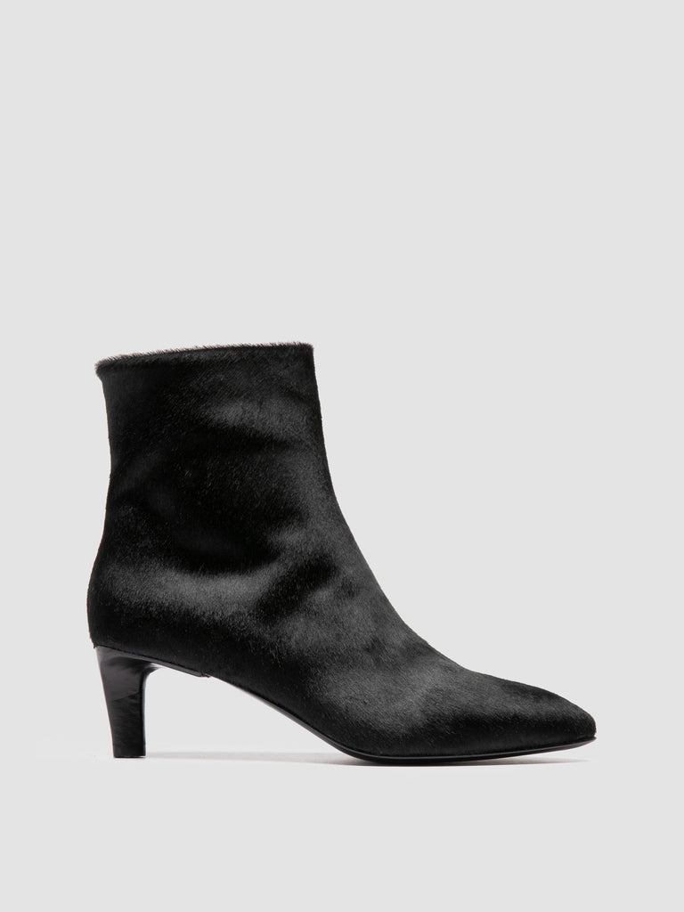 SUZY 008 - Black Leather Zipped Boots
