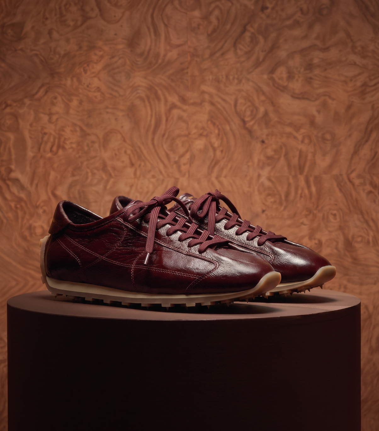 womens-sneakers