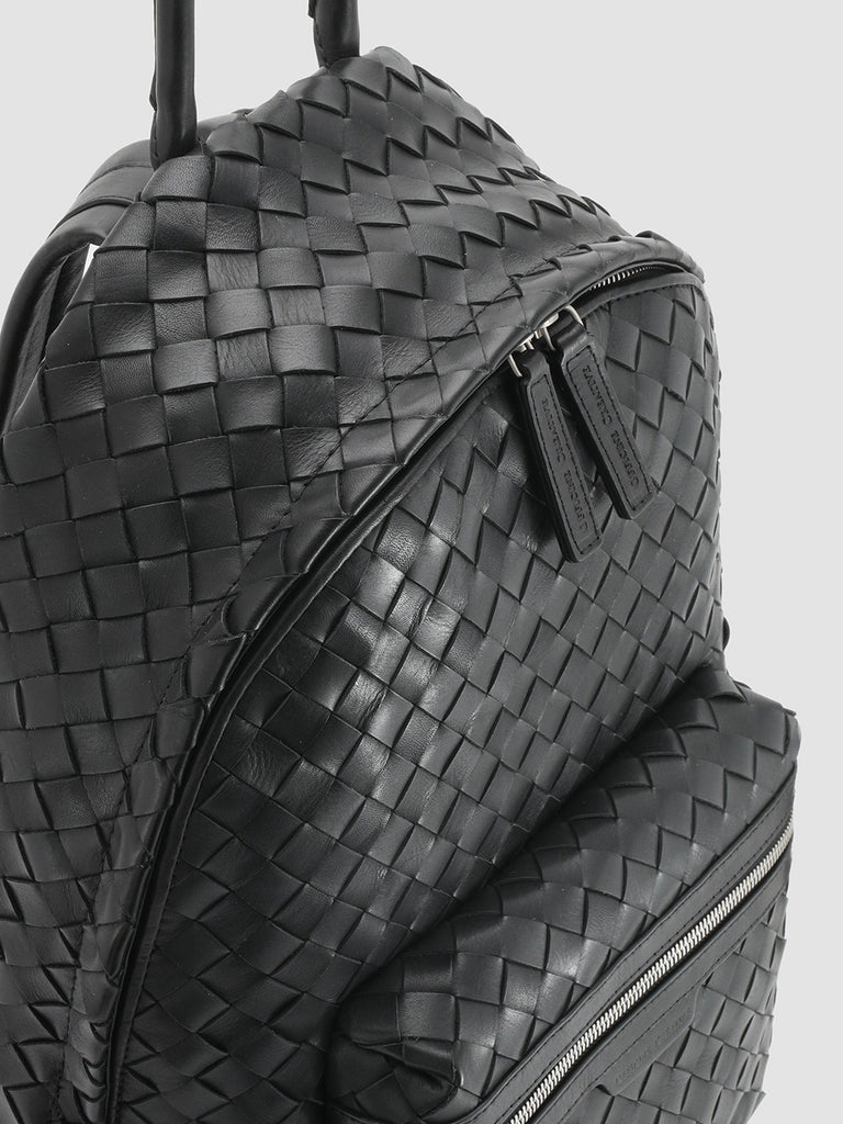 ARMOR 04 Nero - Black Leather Backpack